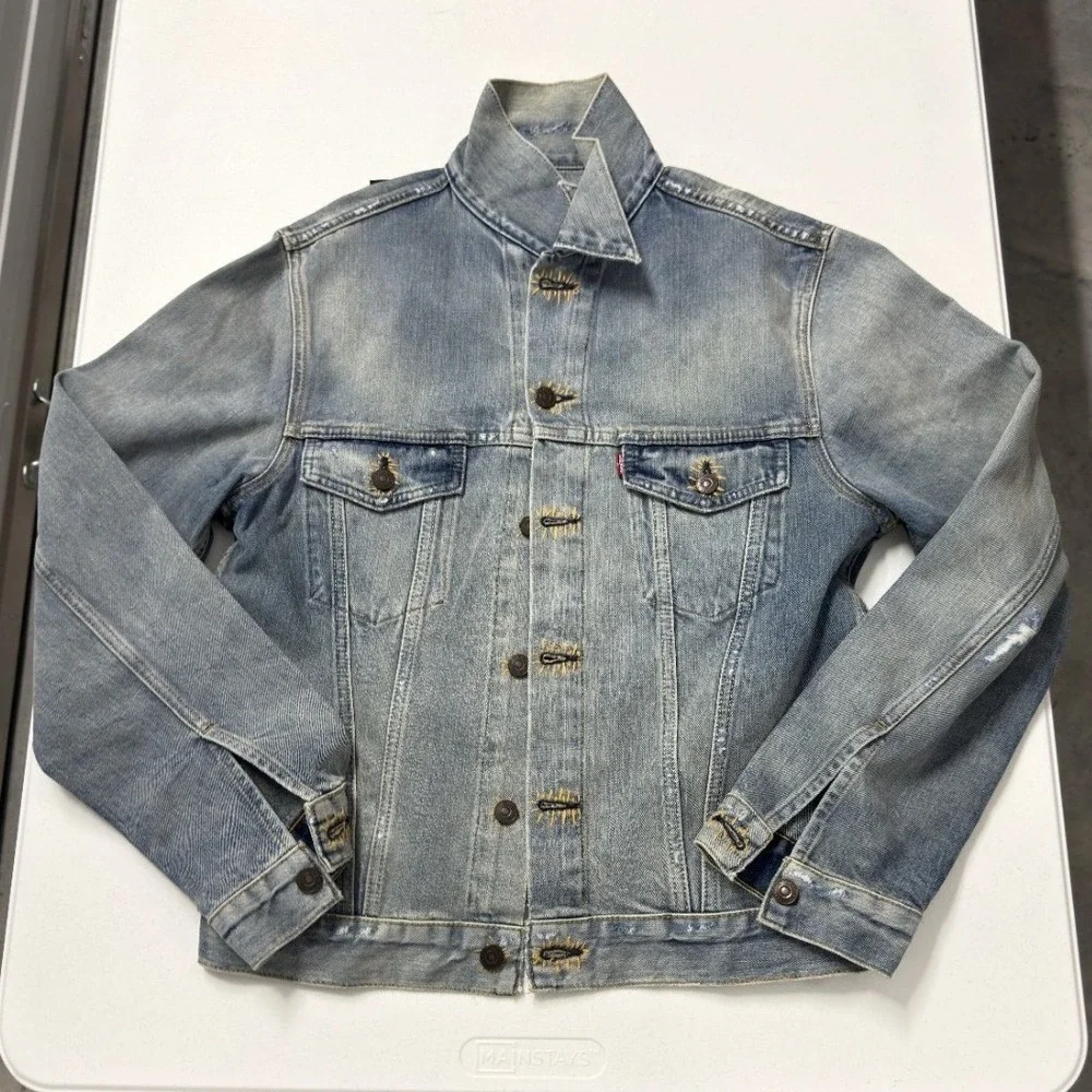 Levis Big E Denim Trucker Jacket Light Wash Embroidered Distressed M - Picture 1 of 10